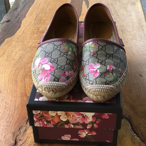 Gucci Shoes - Gucci Bloom Espadrilles 💞